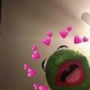 Meet your Posher, Tia